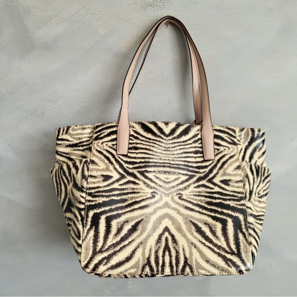 Diane Von Furstenberg Ready To Go Pocket Tote Funky Zebra Bag 17x11x6 DVF - Picture 6 of 12